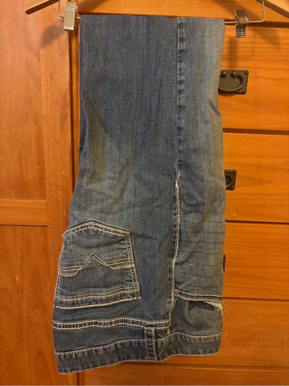 Rock and Roll Men's Straight Leg Jeans in Faded Blue Wash - Picture 10 of 11